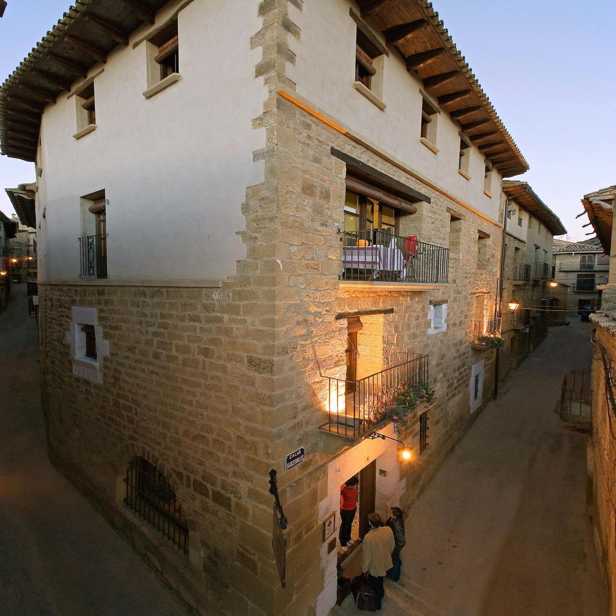 Posada De Uncastillo Екстериор снимка